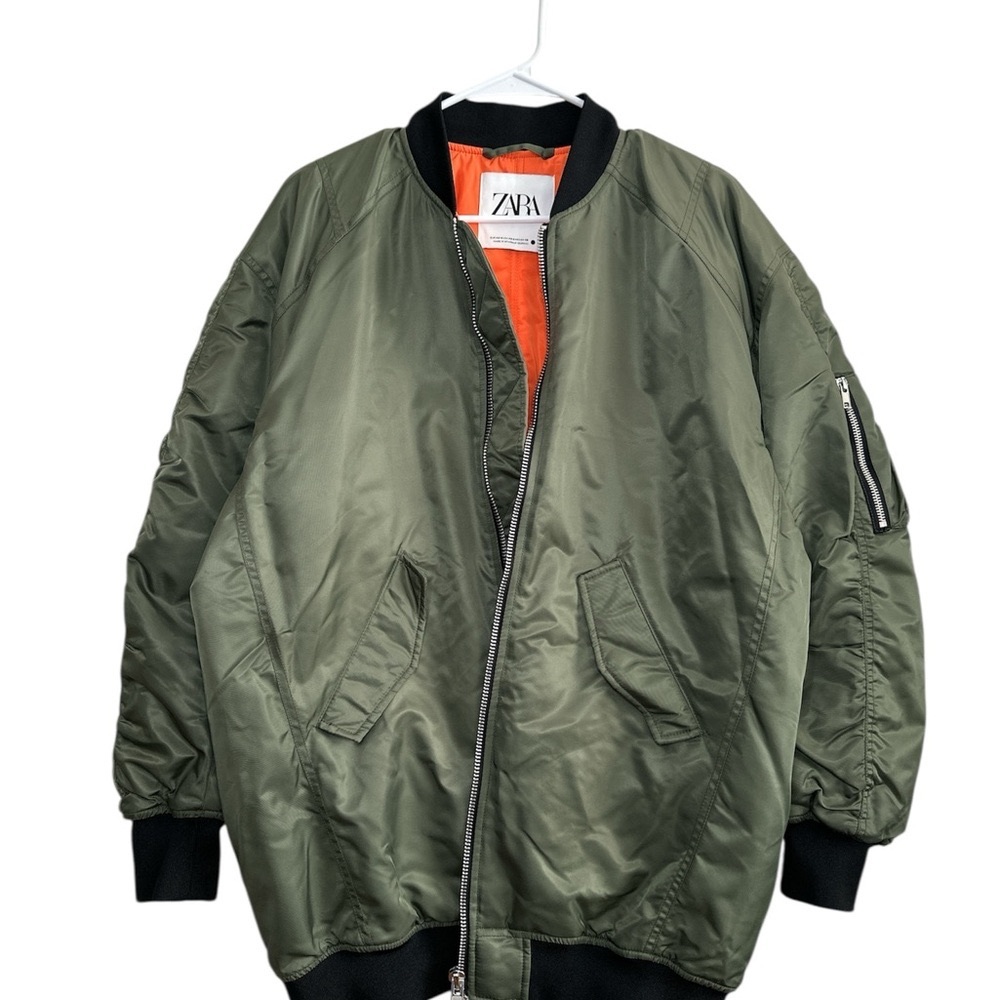 NWOT. Zara Women’s Olive Oversized Bomber Jacket. Size XS-S.